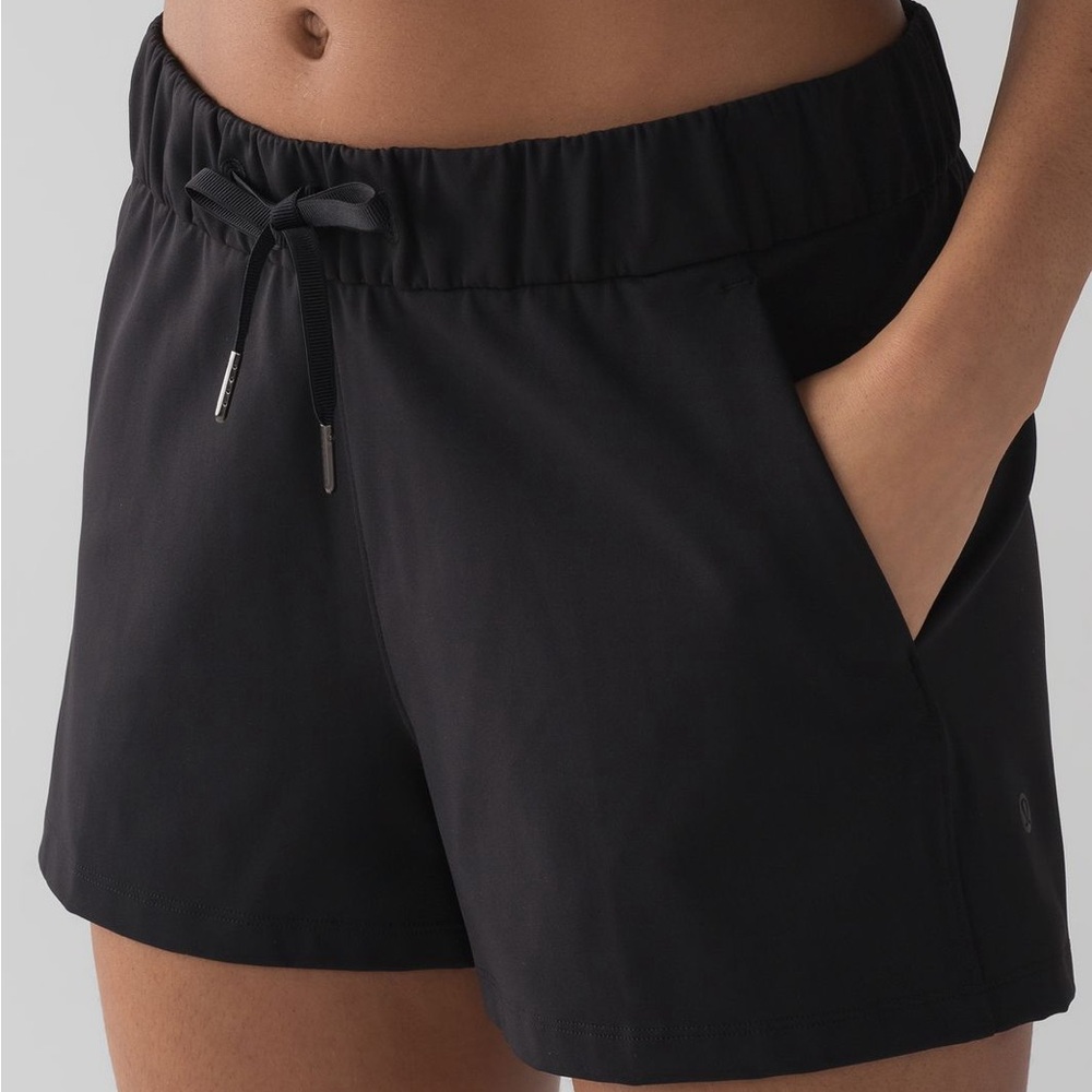 Lululemon Athletica Black Athletic Shorts Lightweight Elastic Waistband